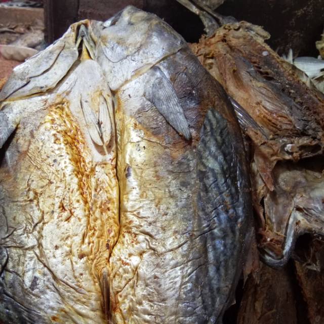 

ikaN Asin tongkol /cakalang