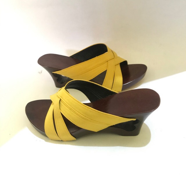 SANDAL WEDGES KELOM GEULIS TASIK BISA COSTUM WARNA