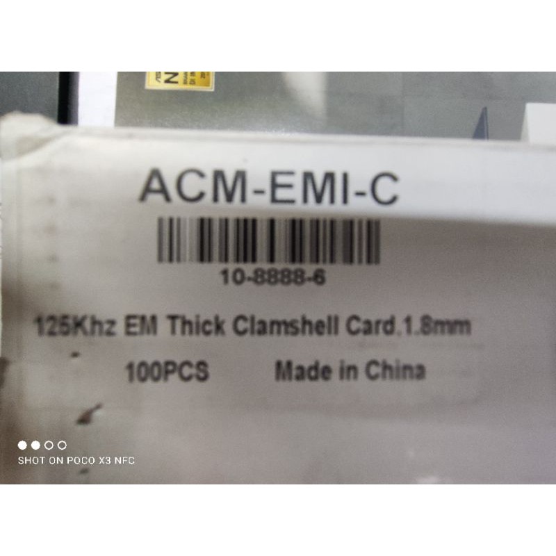

ACM-EMI-C 125KHZ EM THICK CLAMSHELL CARD,1.8MM model tebal 1 dus isi 100 pcs