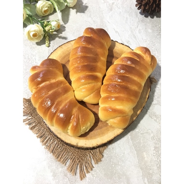 

roti keju asin