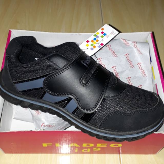 Sepatu Sekolah FLADEO KIDS