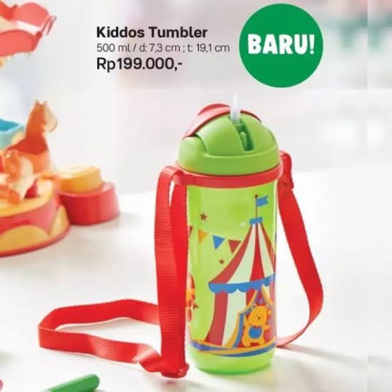 TUPPERWARE KIDDOS TUMBLER