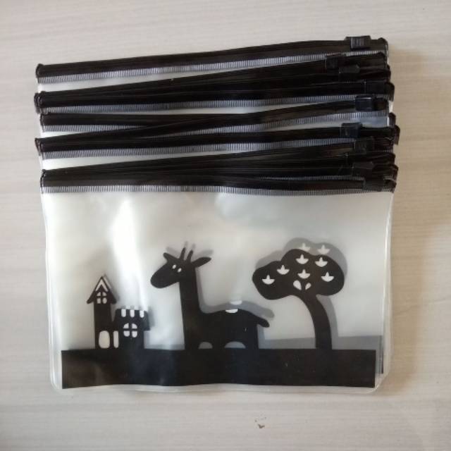 

(Zipper) tempat pensil