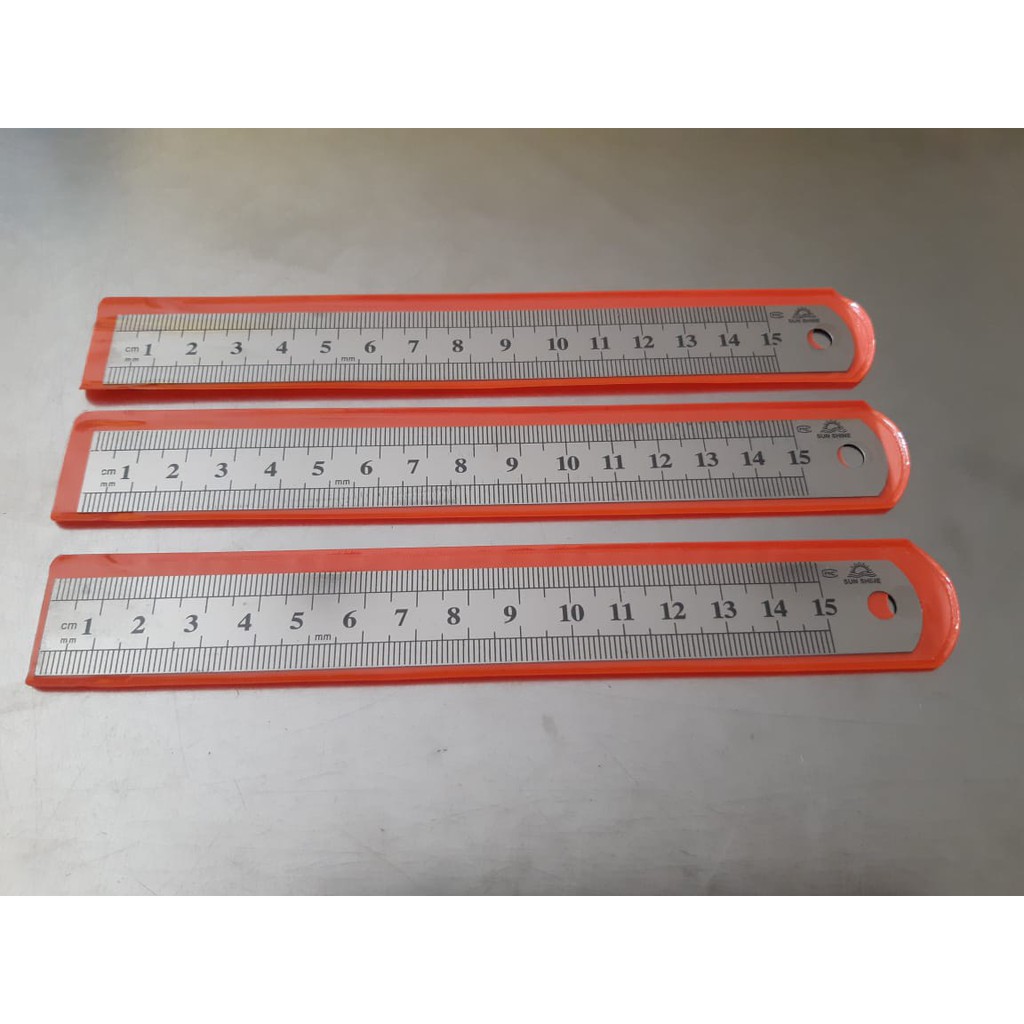 

Penggaris Besi 15cm/15 cm