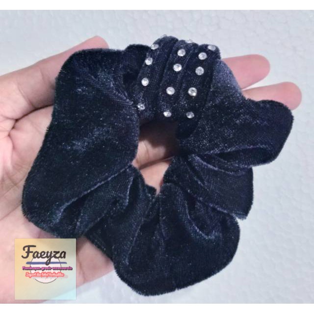 Ikat rambut permata hitam 6 pcs beludru.grosir