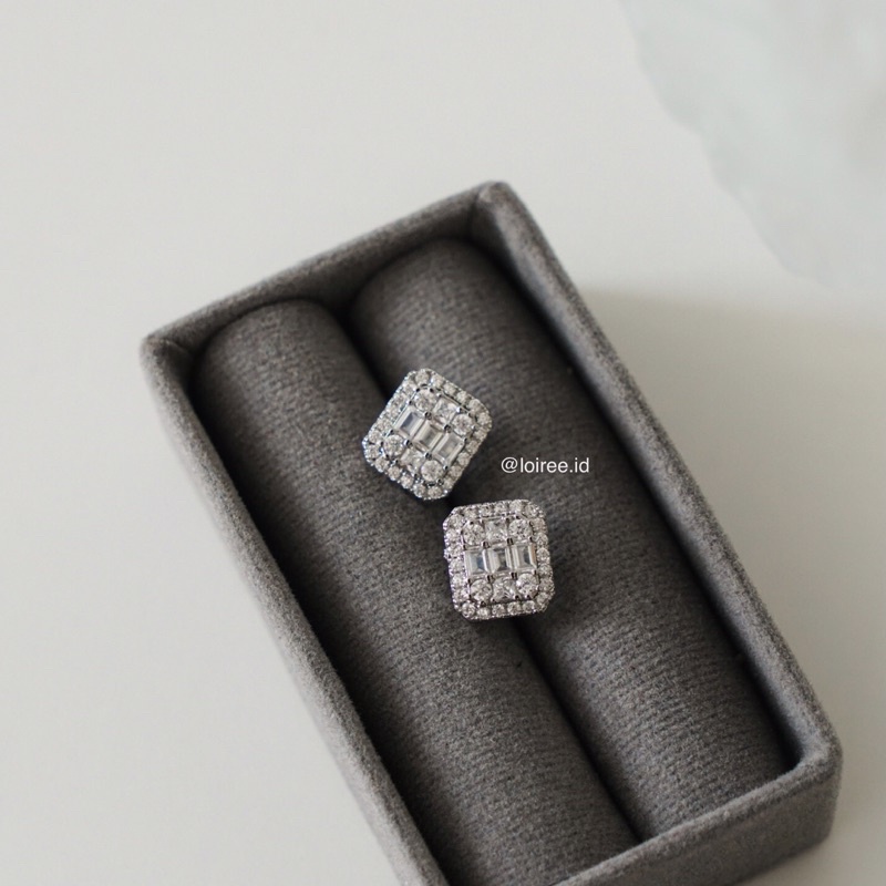 ANAZ | Wedding Collection - Zirconia Rectangle Stud Bridal Earrings - Anting Wanita