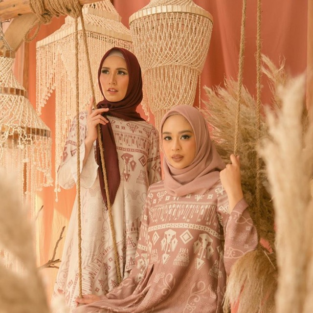 Ready soon kambera Dress size XS by wearing klamby