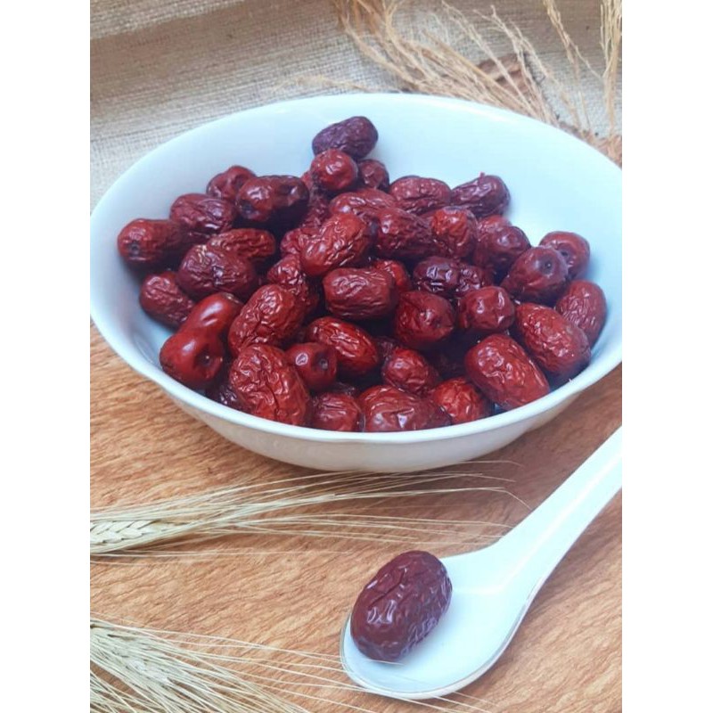 

RED DATES - [PREMIUM] / ANGCO/ KURMA MERAH 100% NO SUPLHUR (100gr)