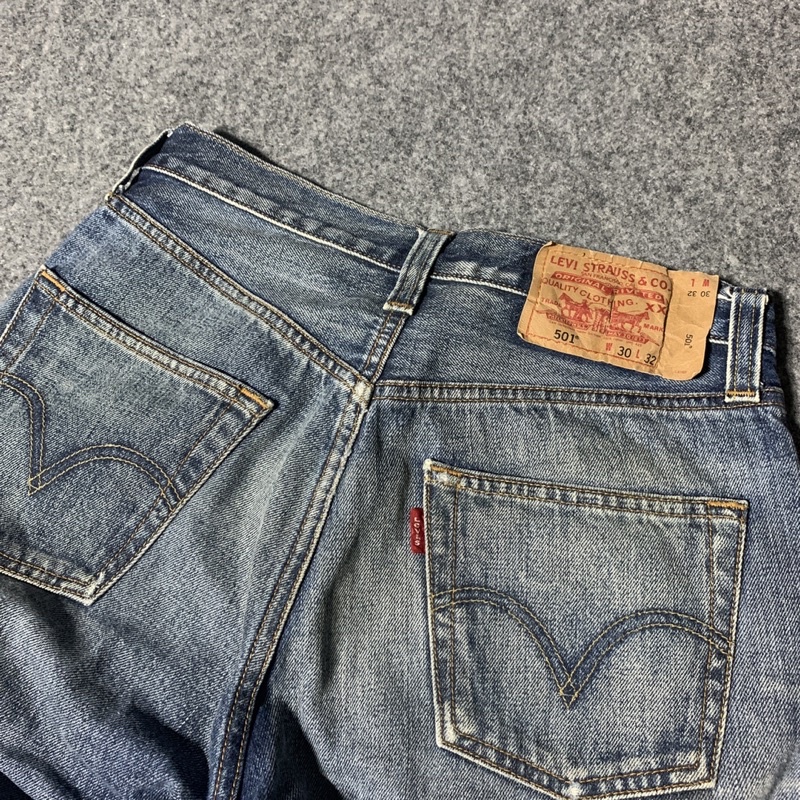 levis 501 bekas