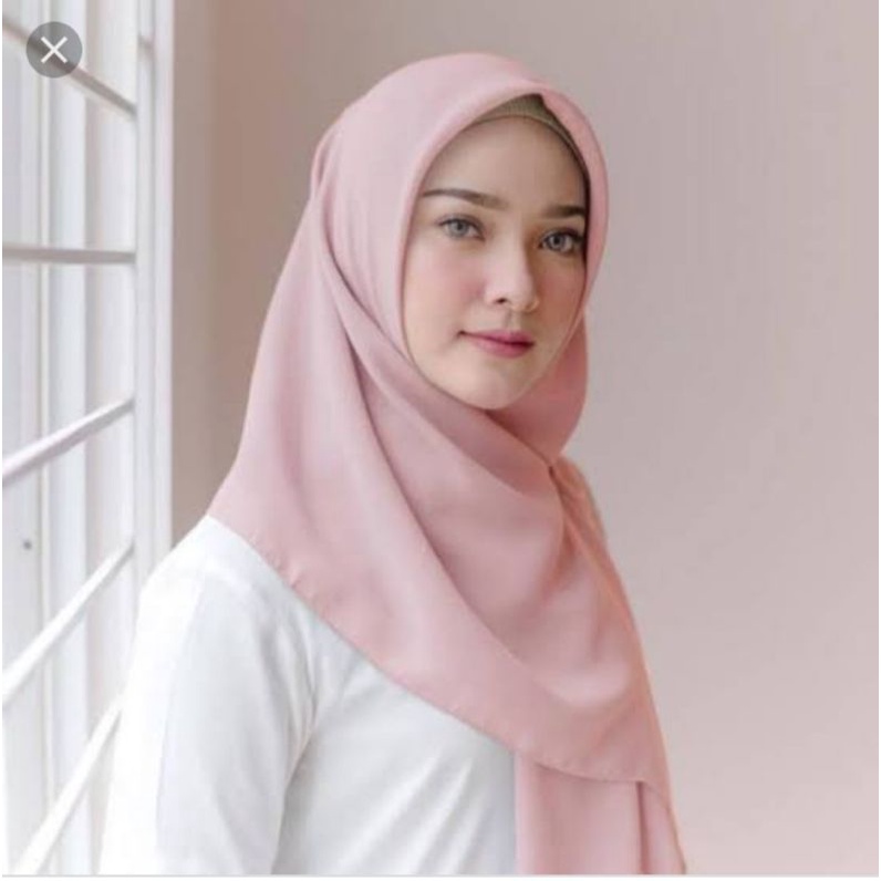 Hijab segi empat paris premium polos by : catlyn carla-Peach