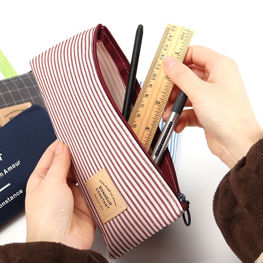 Tempat Pensil Pouch Beometry Valley dan Bonheur Constant Korean Style