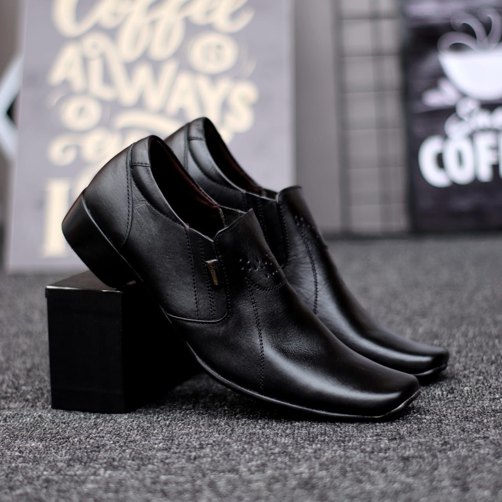 Sepatu Pantofel Hitam Kulit Asli Formal Kerja Kantor Pria Abraham Veil