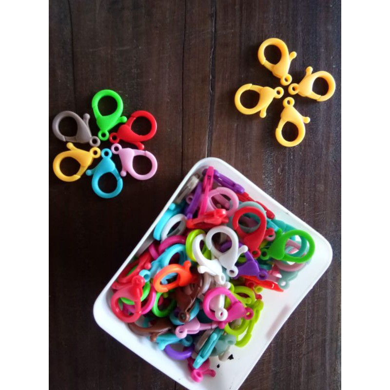 

kokot udang plastik warna