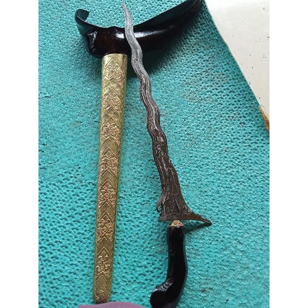 HIASAN  KHAS ADAT  JAWA KERIS PAMOR