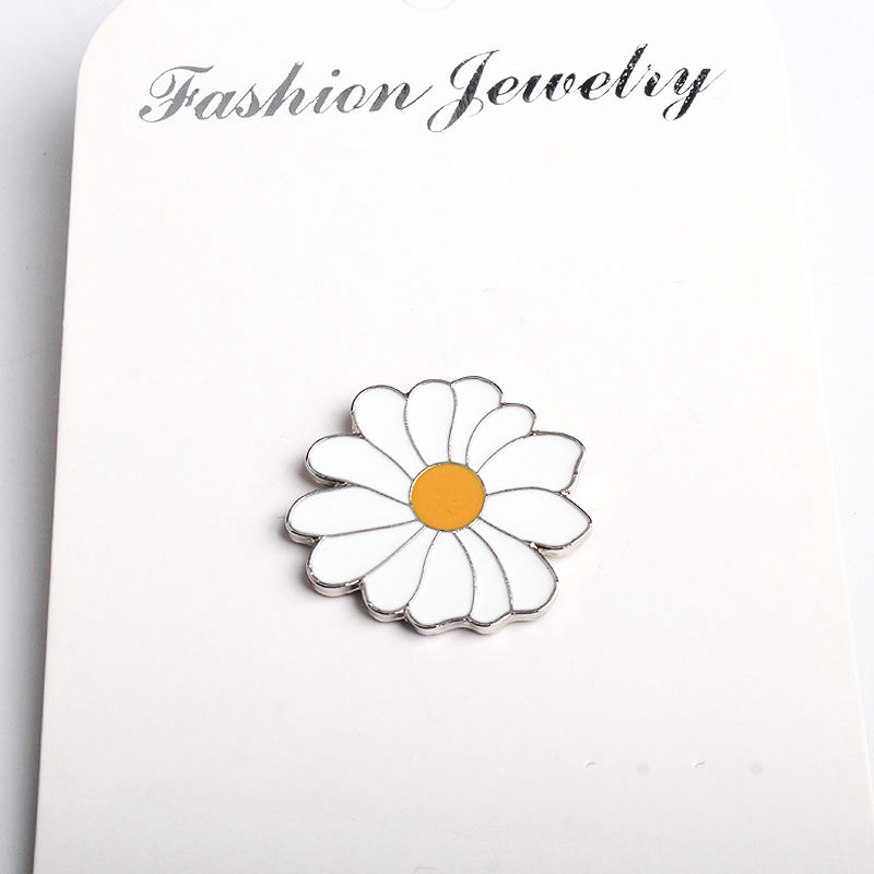 Daisy Brooch Korean Version Cute Metal Badge