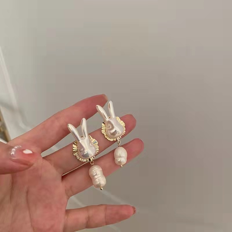 pink mall-Anting Stud Bahan Alloy Warna Silver Gaya Rabbit Earrings Girls Alloy Dangle Earrings Women