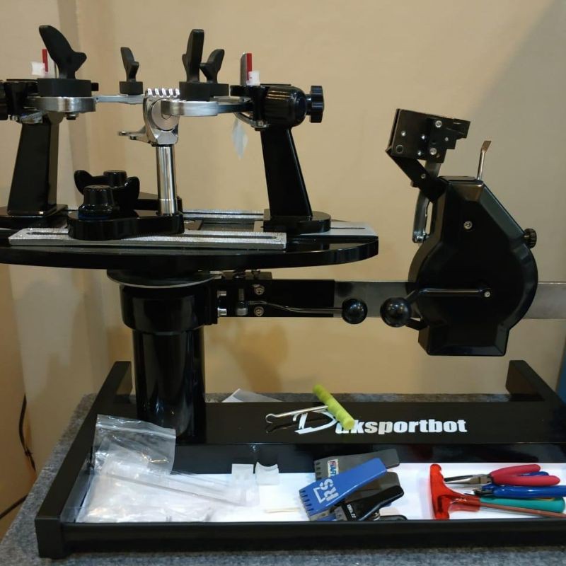 Ongkos pasang senar raket