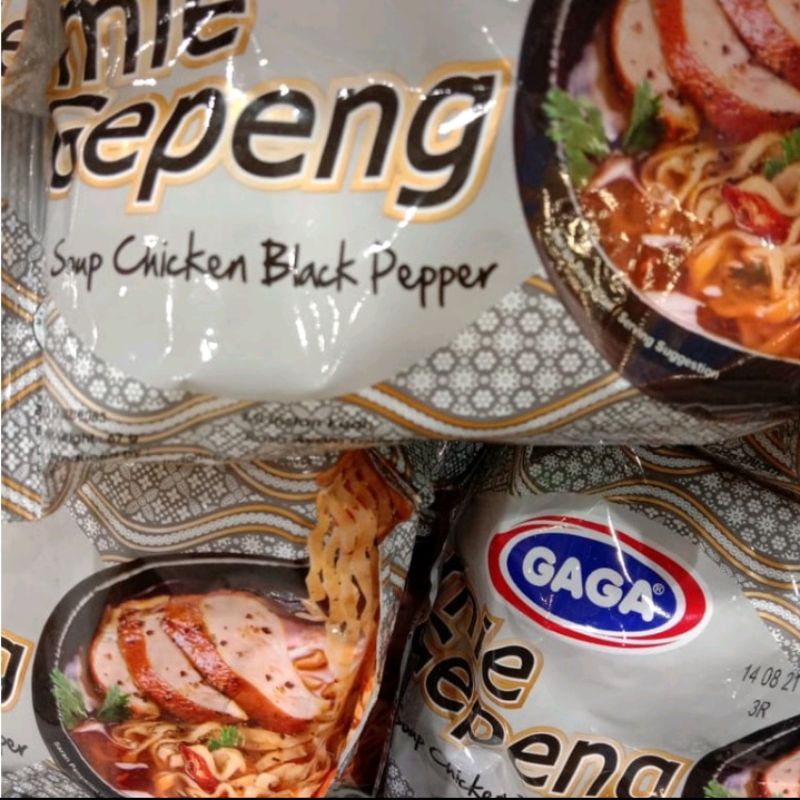 

Gaga Mie Gepeng Chicken Black Pepper