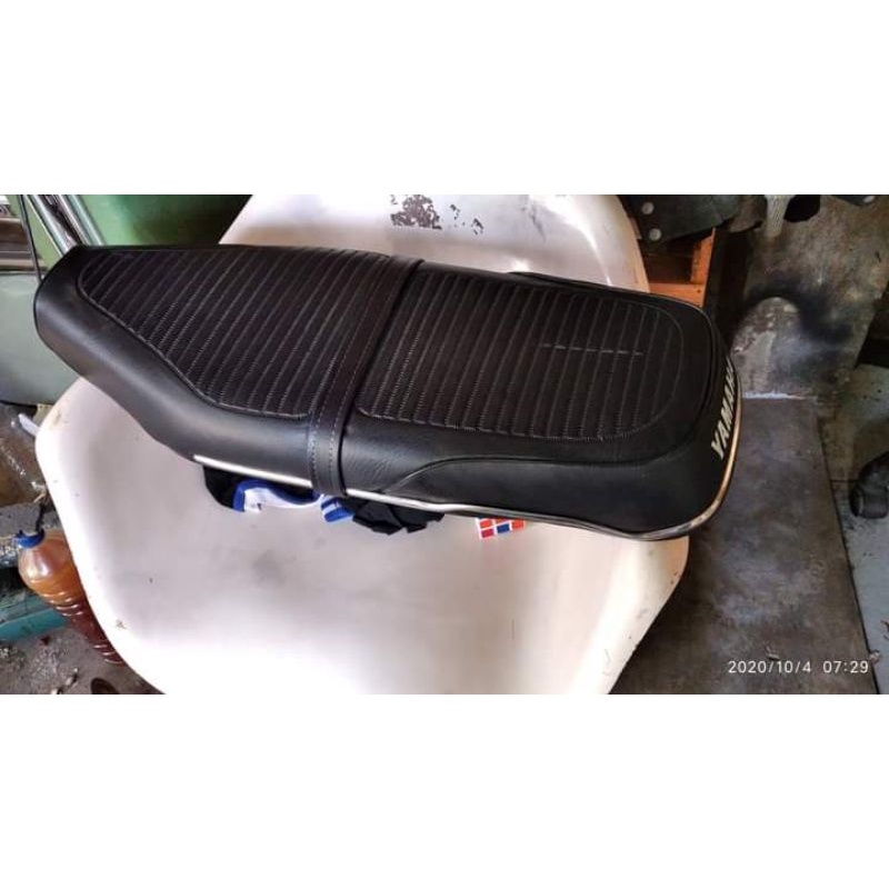 jok sadel yamaha v75 model ori rangka plat besi