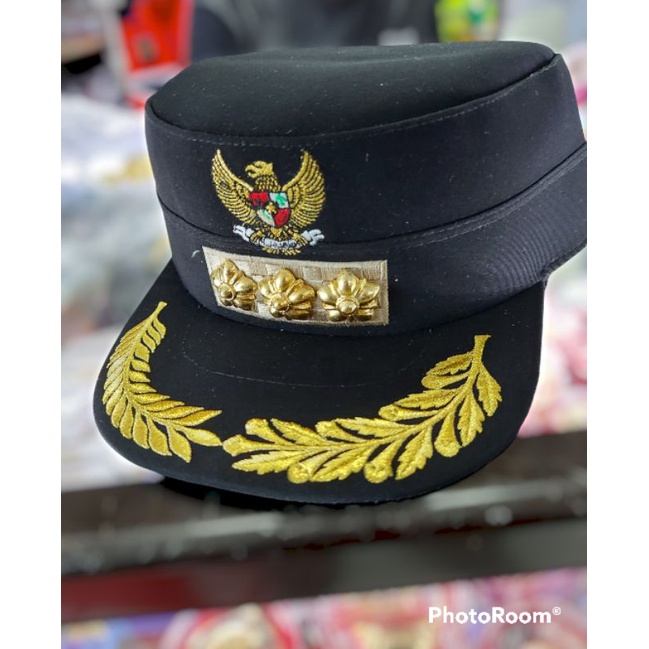 TOPI KOMANDO CAMAT
