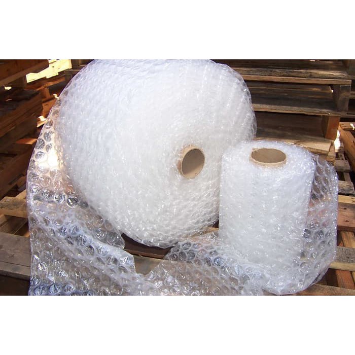 

Packing Extra Bubble Wrap untuk menghindari paket / dus rusak