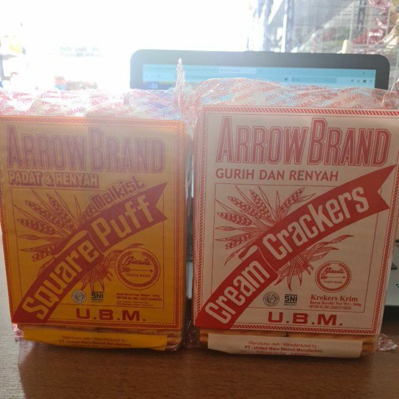 

UBM cream crackers 360 gr