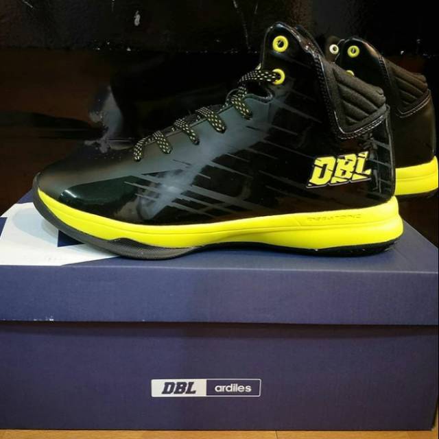 SEPATU BASKET ARDILES DBL AZA FUNDAMENTAL 2 THE SCORE