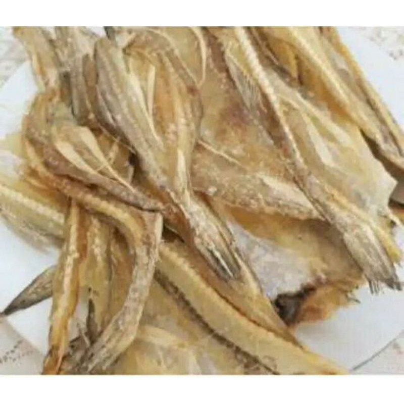 

ikan asin tipis bagansiapiapi, kerupuk / 500 gram