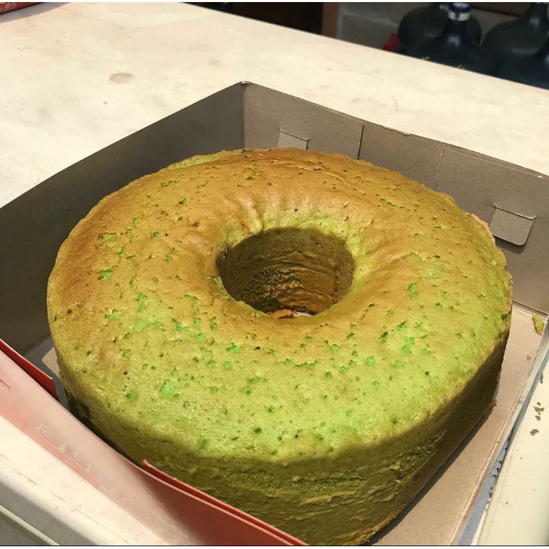 

Bolu Jadul Rasa Pandan Fresh From The Oven / Bolu Pandan