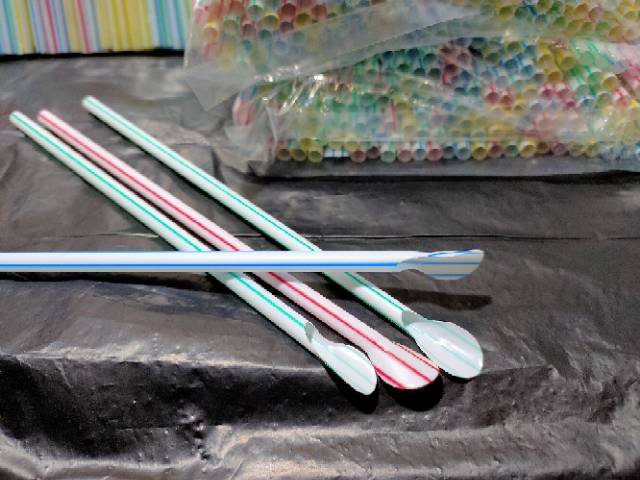Sedotan Ujung Bentuk Sendok ( Isi 200 Pcs ) Sedotan Plastik Sendok Sedotan Plastik