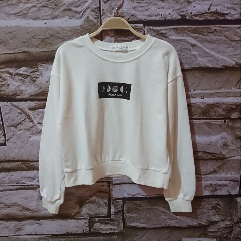 crewneck crop top Preloved Black Sugar size M