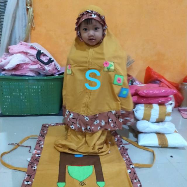 Mukena Anak SD/ mukena anak karakter/mukena anak sholihah