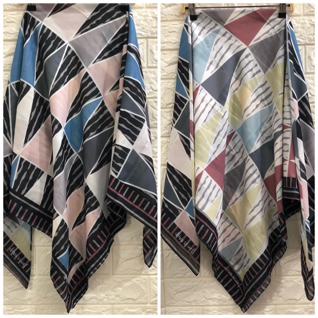 Diiva Scarf 23