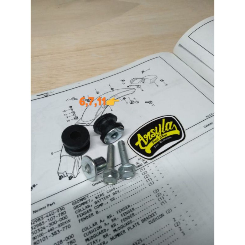 karet spakbor slebor fender belakang lubang rangka set honda Cb100 CB125 CG GL100 CG nos