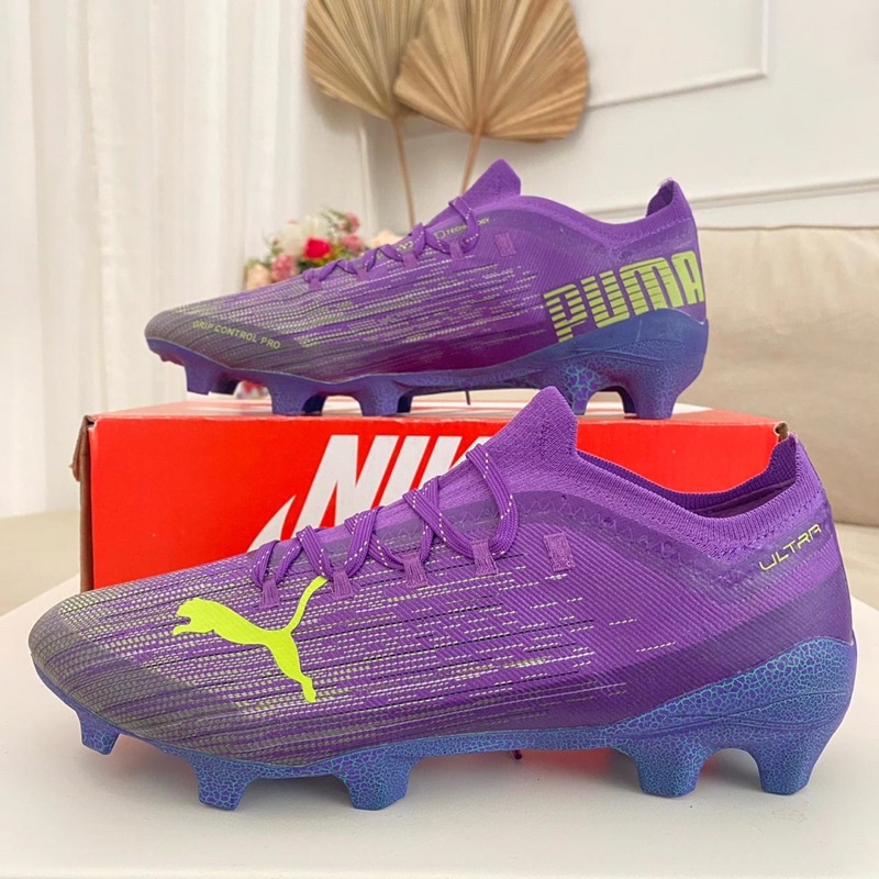 Sepatu Bola Puma Ultra 1.1 Fear Pack FG