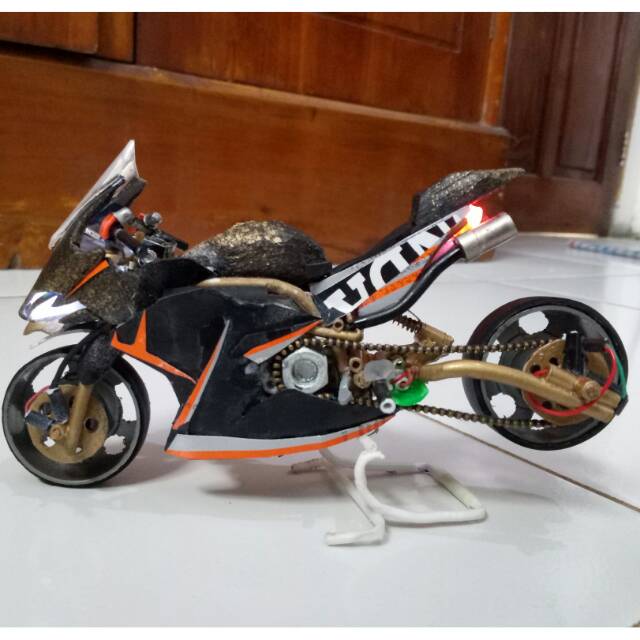 diecast cbr250rr