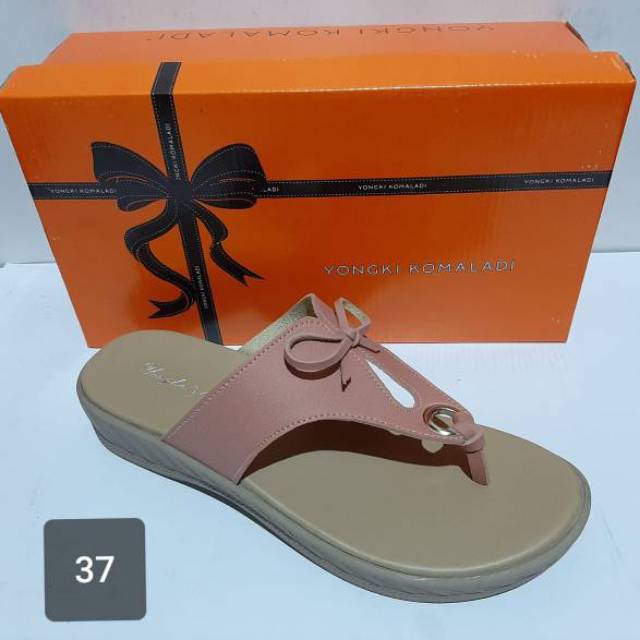  WAJIB TANYA STOK Sandal  jepit  wanita yongki  komaladi  