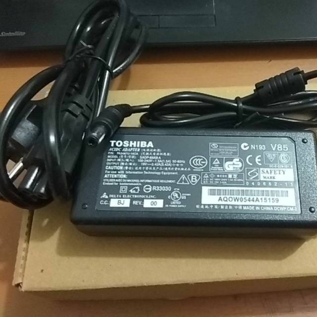 Charger Adaptor Laptop Toshiba series
