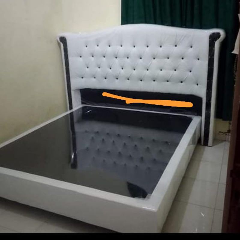 Divan sandaran jaguar laci berkualitas