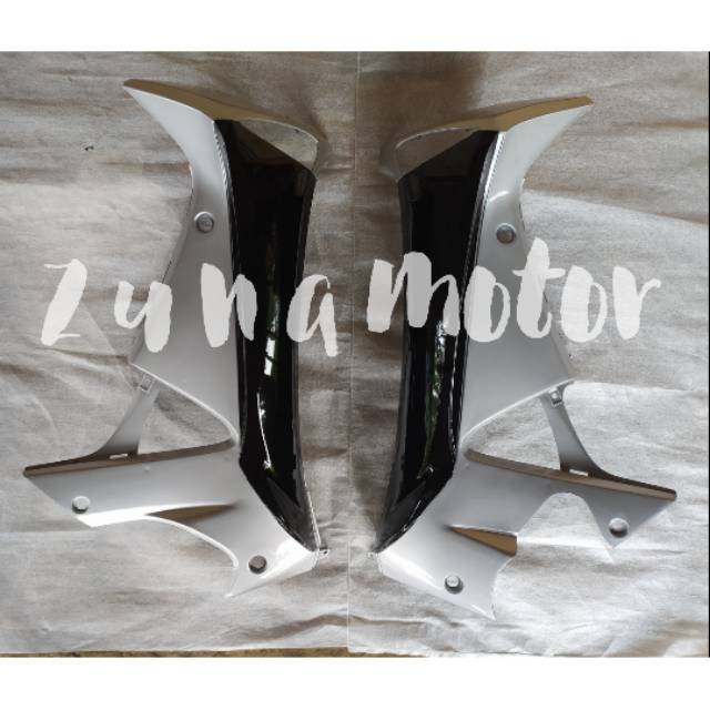 sayap supra x 125 old 2005 2006 silver polos