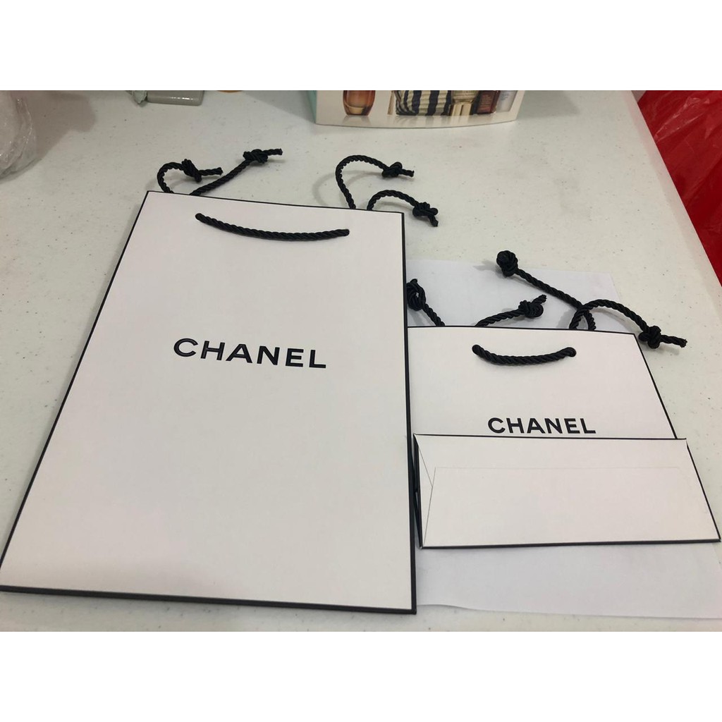 

Chanel Paperbag (TIDAK JUAL PAPERBAG nya saja)
