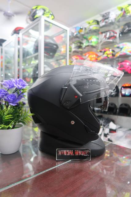 HELM ZEUS 611 Black Doff-1