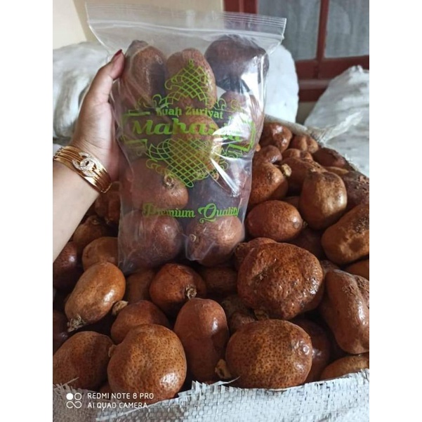 

BUAH ZURIAT MAHASIN (1kg)