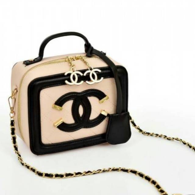 Tas terbaru ada 4 warna Grade AAA Case Bag