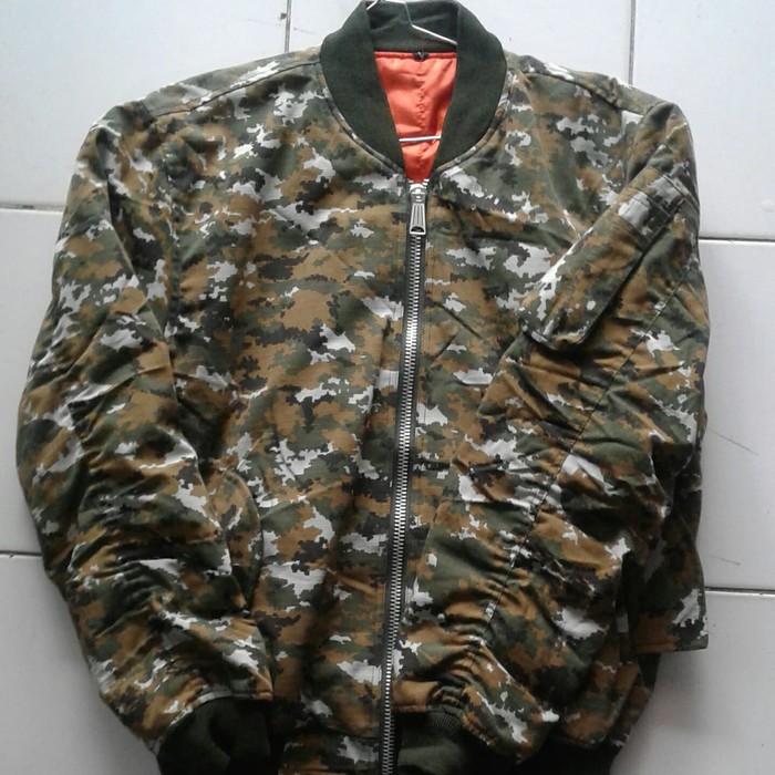 SKD   jaket bomber army