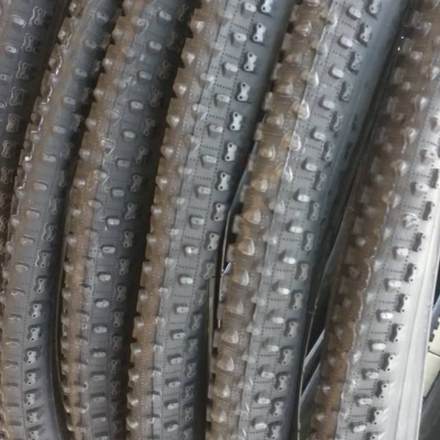 BAN LUAR SEPEDA 26X1.90 DELI TIRE