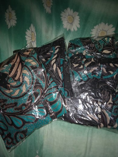 Batik Couple Keluarga Sania Ruffle Ori Ndoro Jowi Dnt Motif Hijau Daun