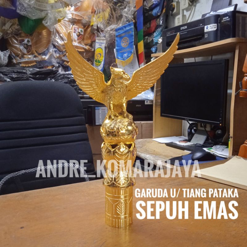 

garuda kuningan garuda tiang pataka sepuh emas berkualitas