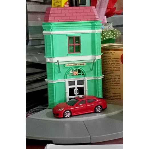 RMZ city diorama + diecast