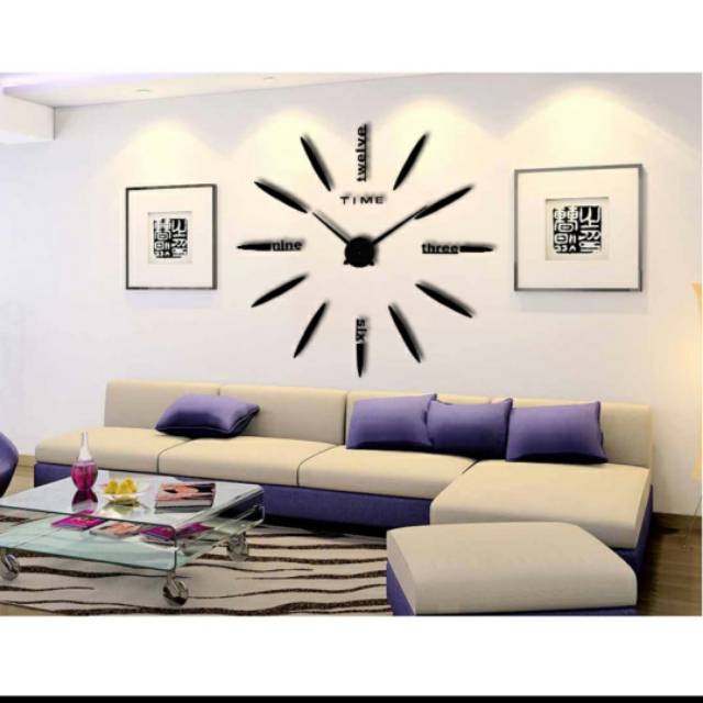 Jam dinding besar bergaya minimalis